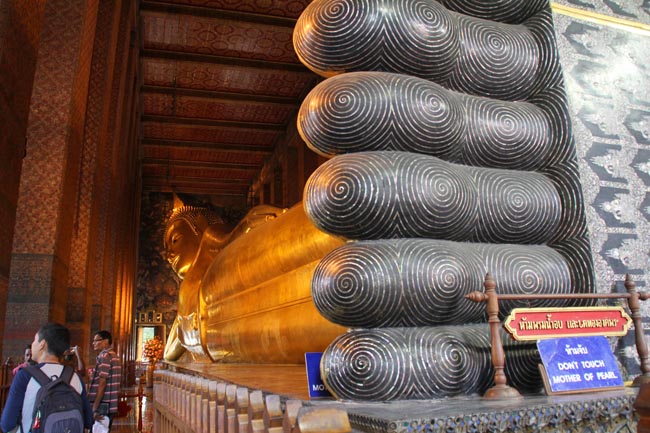 buda-gigante-wat-pho-bangkok-tailandia-mipaseoporelmundo
