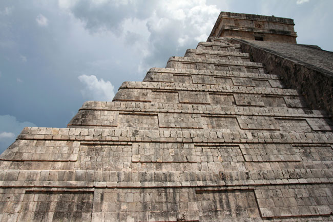 escalones-piramide-chichenitza-yucatan-mexico-mipaseoporelmundo