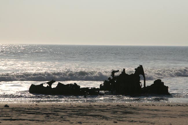 restos-barco-skeleton-coast-namibia-mipaseoporelmundo