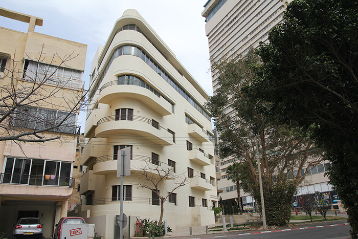 fachada-bauhaus-centro-telaviv-israel-mipaseoporelmundo