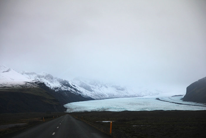 carretera-glaciar-svinafellsjokull-islandia-roadtrip-mipaseoporelmundo
