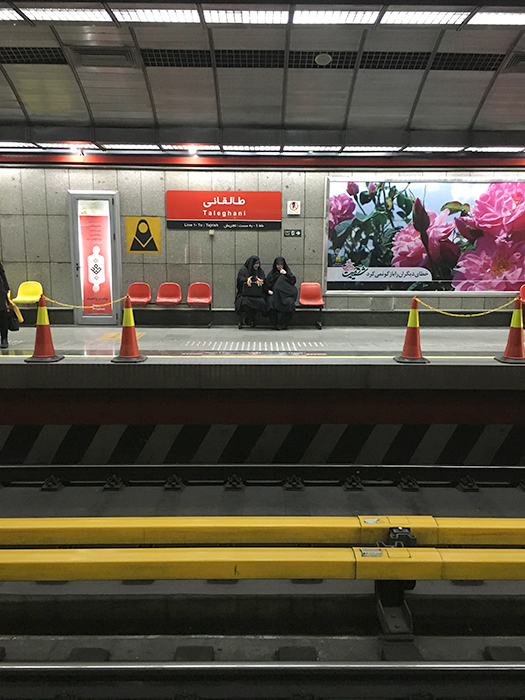 metro-mujeres-teheran-iran-mipaseoporelmundo