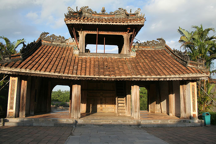 tumbas-reales-hue-vietnam-mipaseoporelmundo