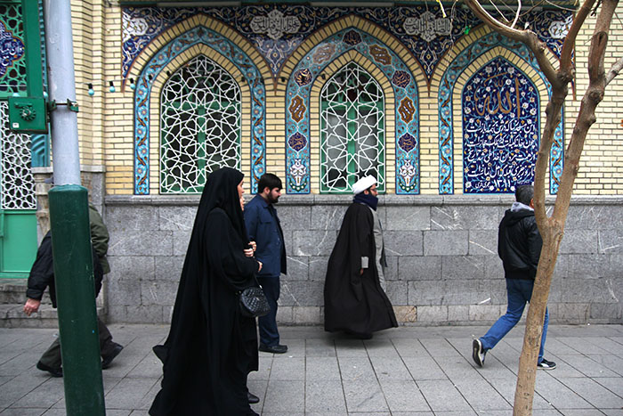 Good morning, Teherán