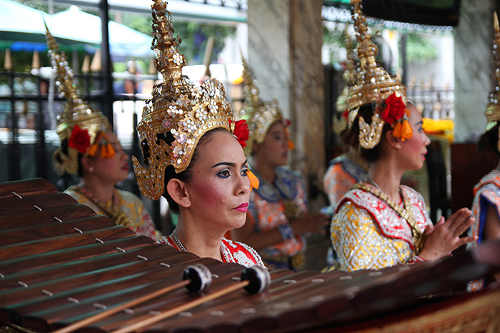bangkok-bailarinas-tailandia-mipaseoporelmundo
